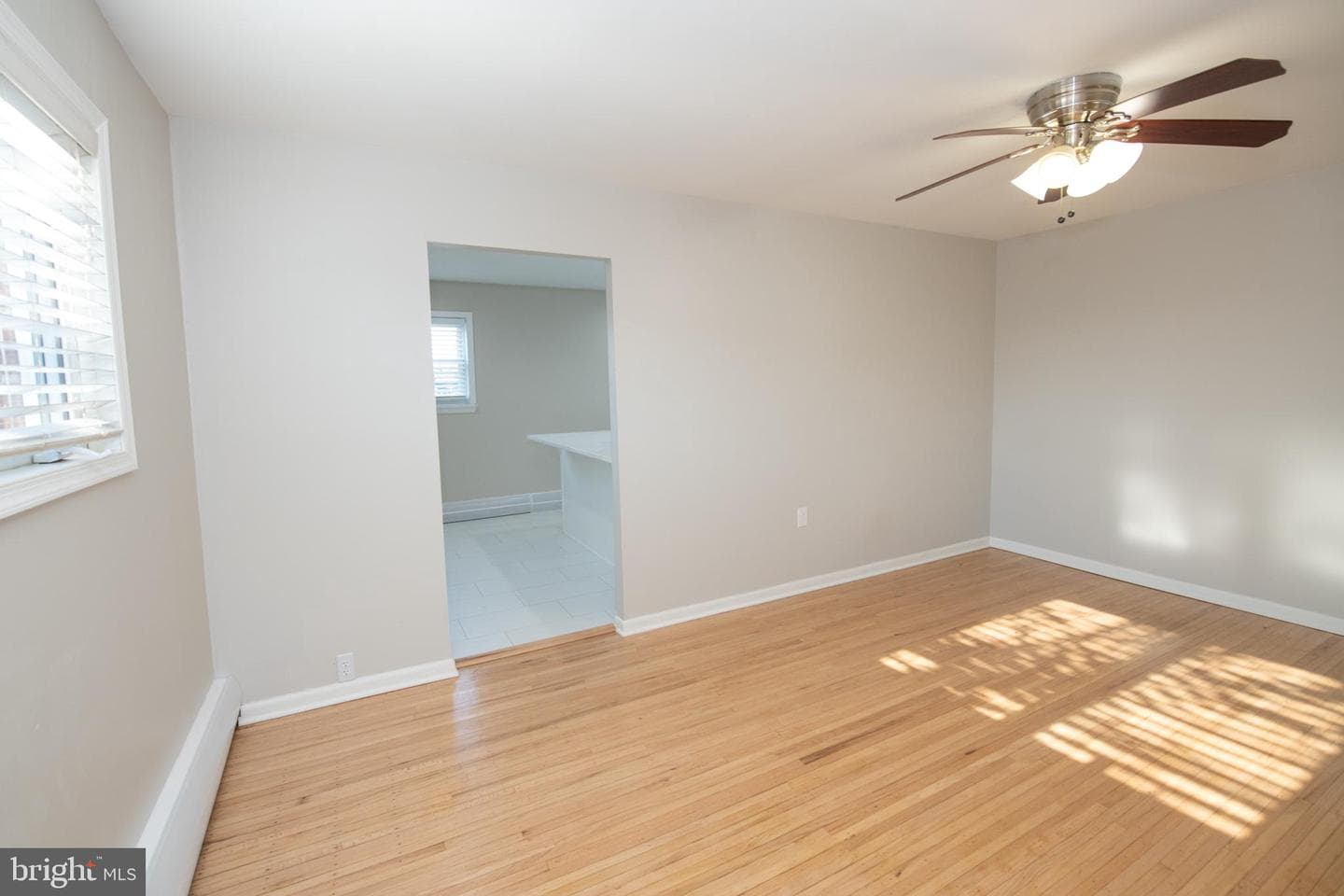 1018 Hoffnagle Place photo 13
