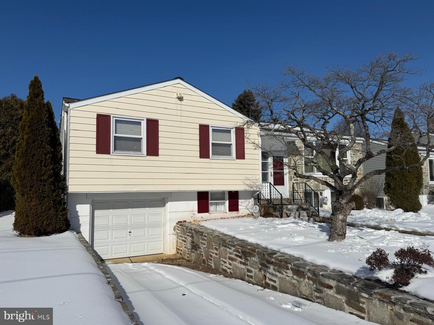 11616 Barlow Street photo 2