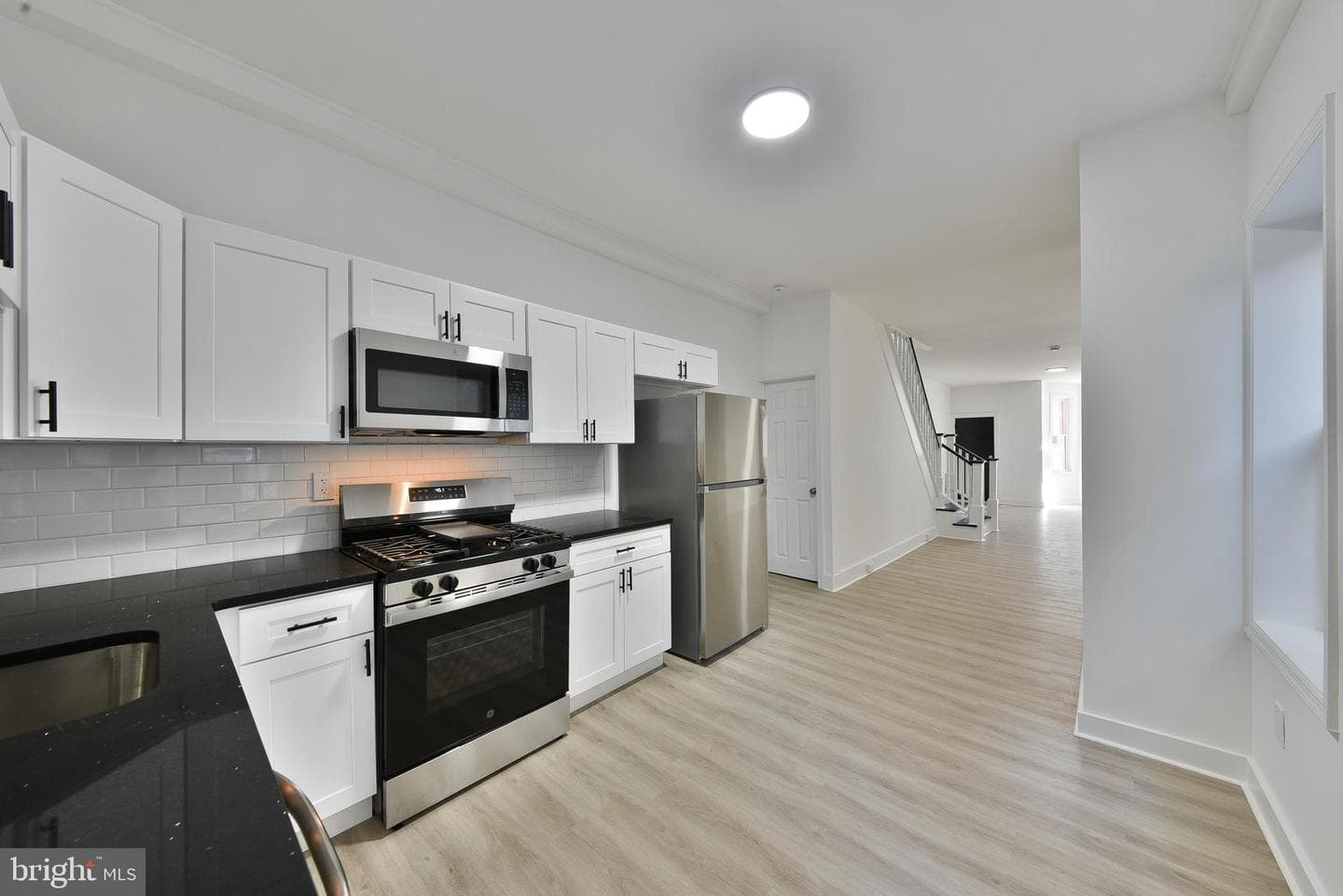 1725 W Juniata Street photo 14