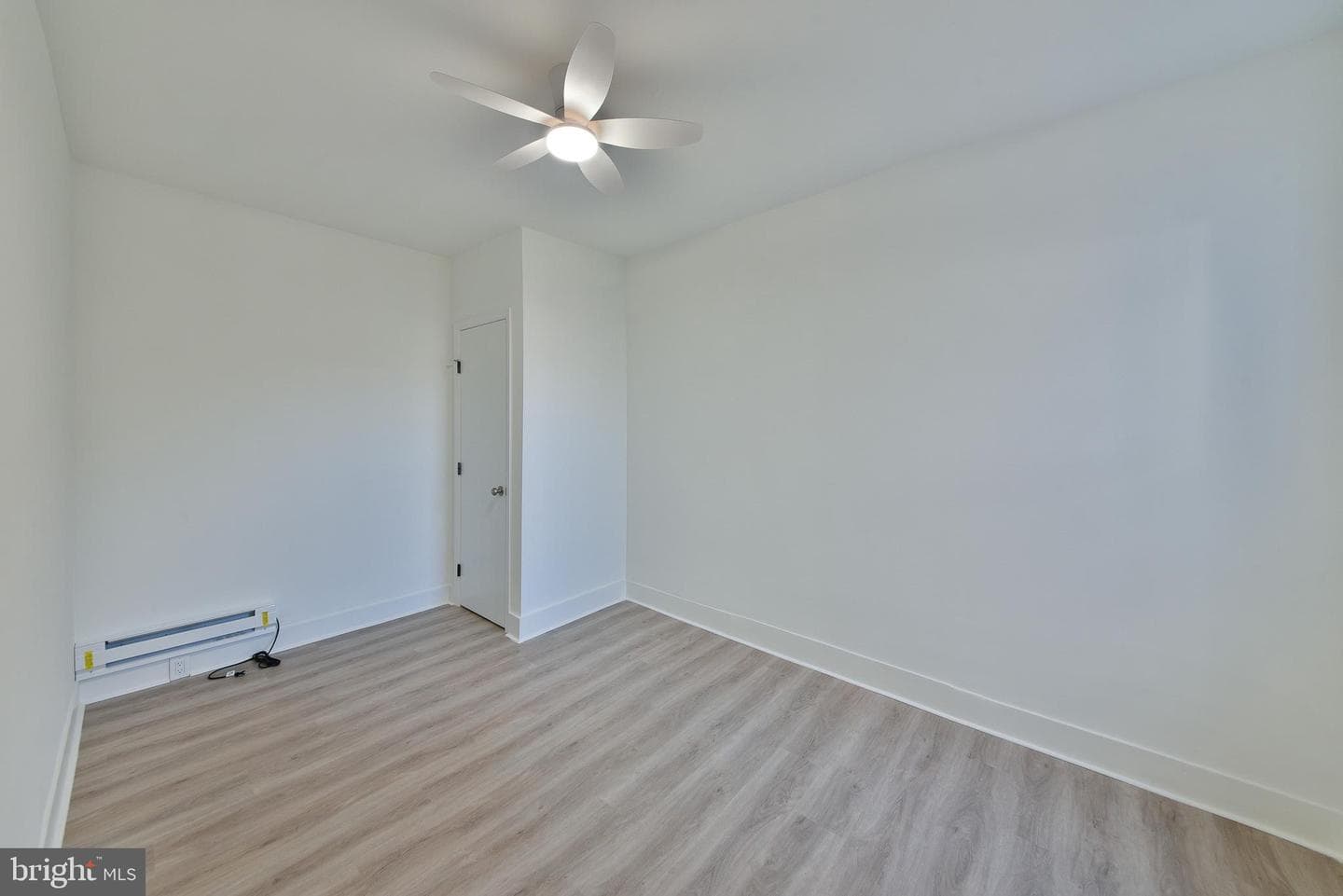 1725 W Juniata Street photo 22