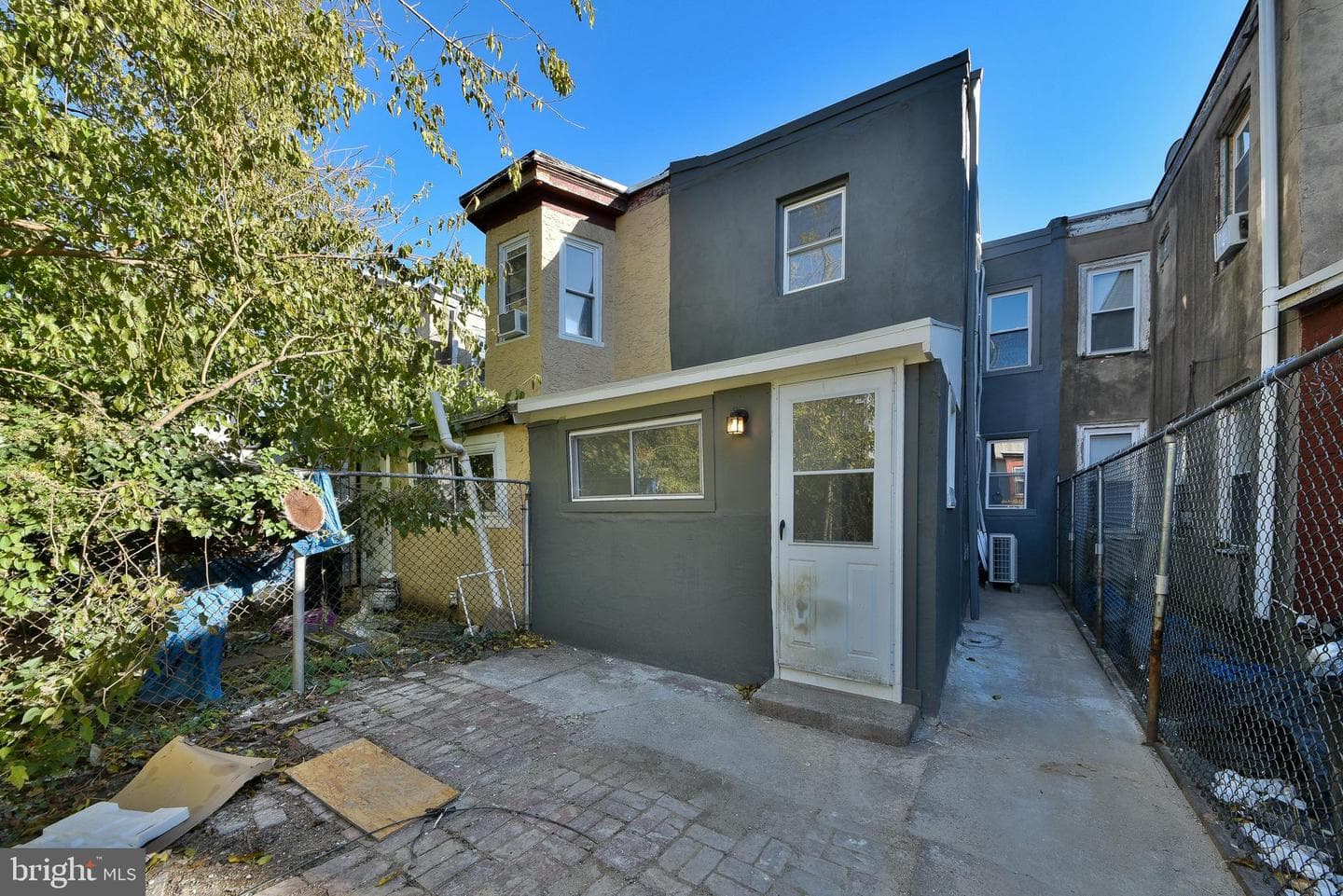 1725 W Juniata Street photo 26
