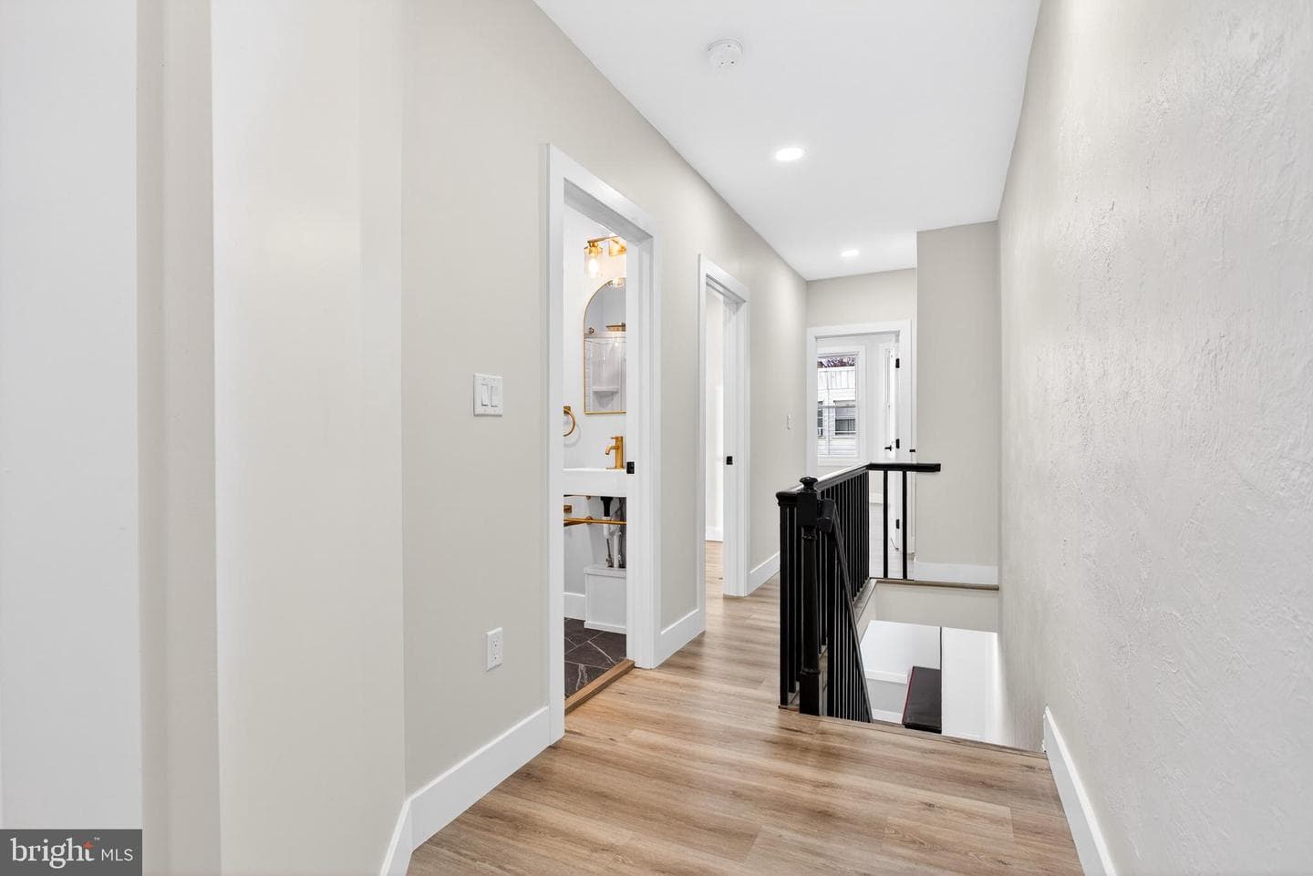 241 N Paxon Street photo 11