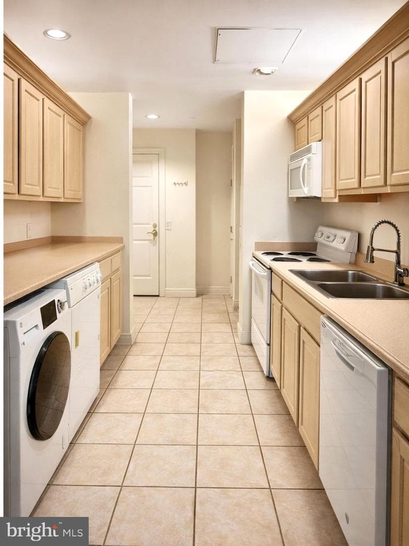 1600 Arch Street #612 photo 5