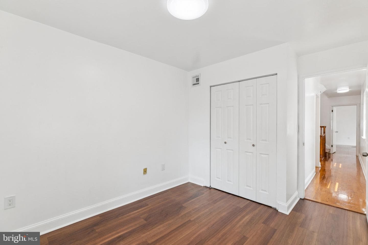 1006 S Front Street photo 24