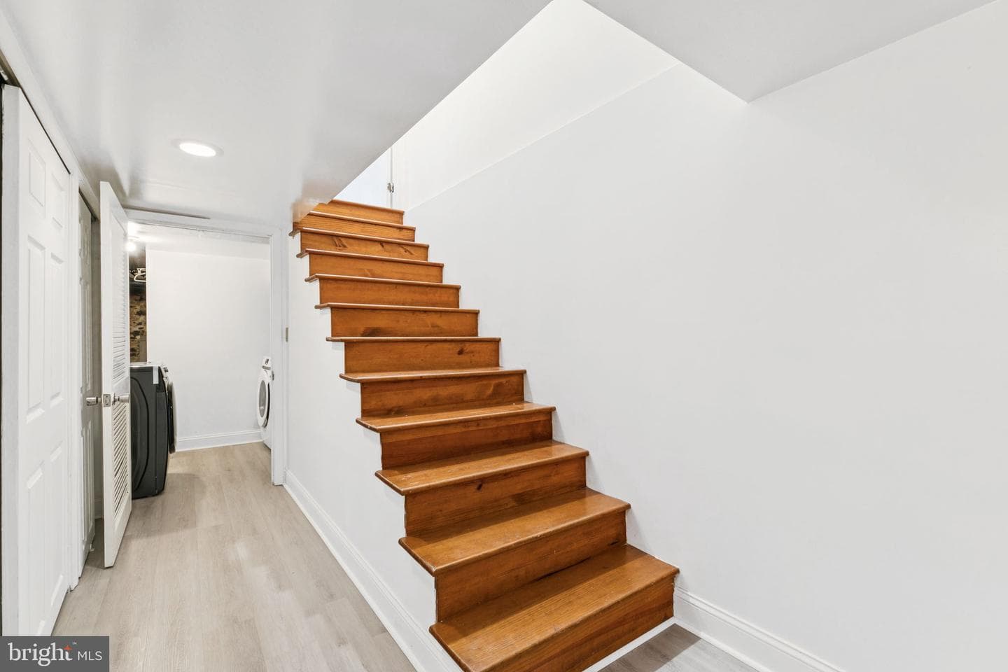 1006 S Front Street photo 28