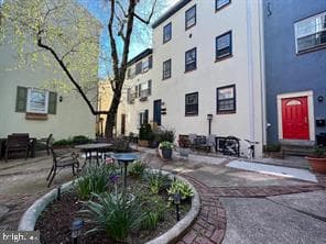 1028 Pine Street #4 photo 3
