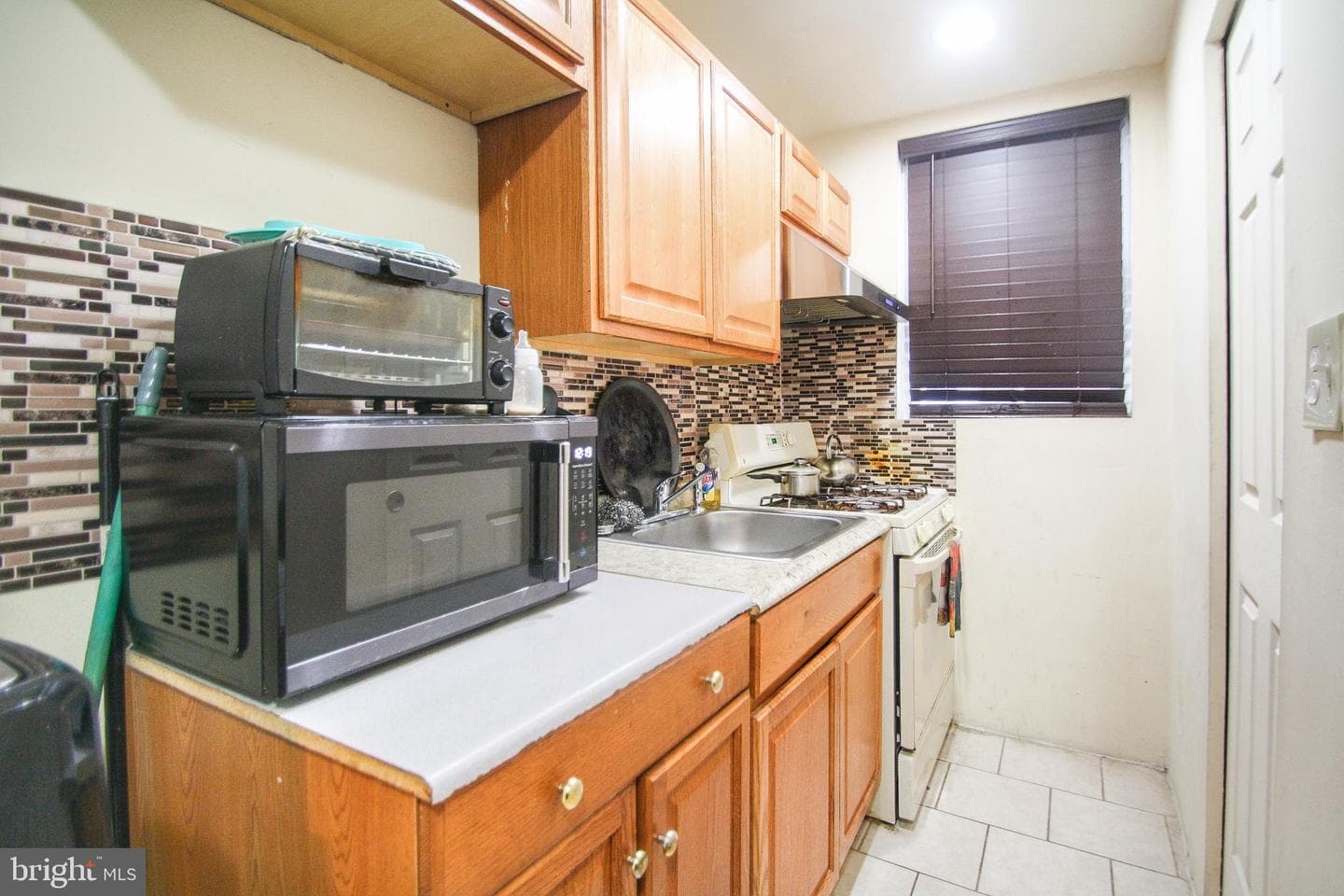 1503 E Luzerne Street photo 11
