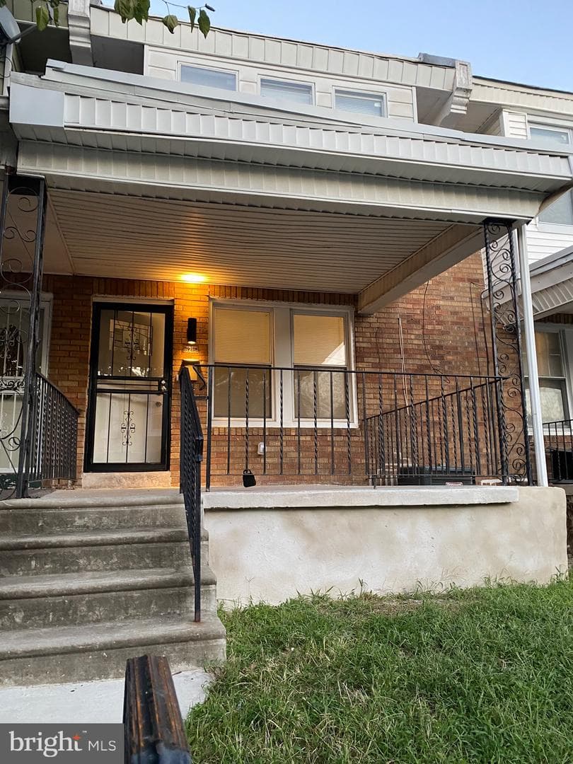 6215 N Gratz Street, Philadelphia