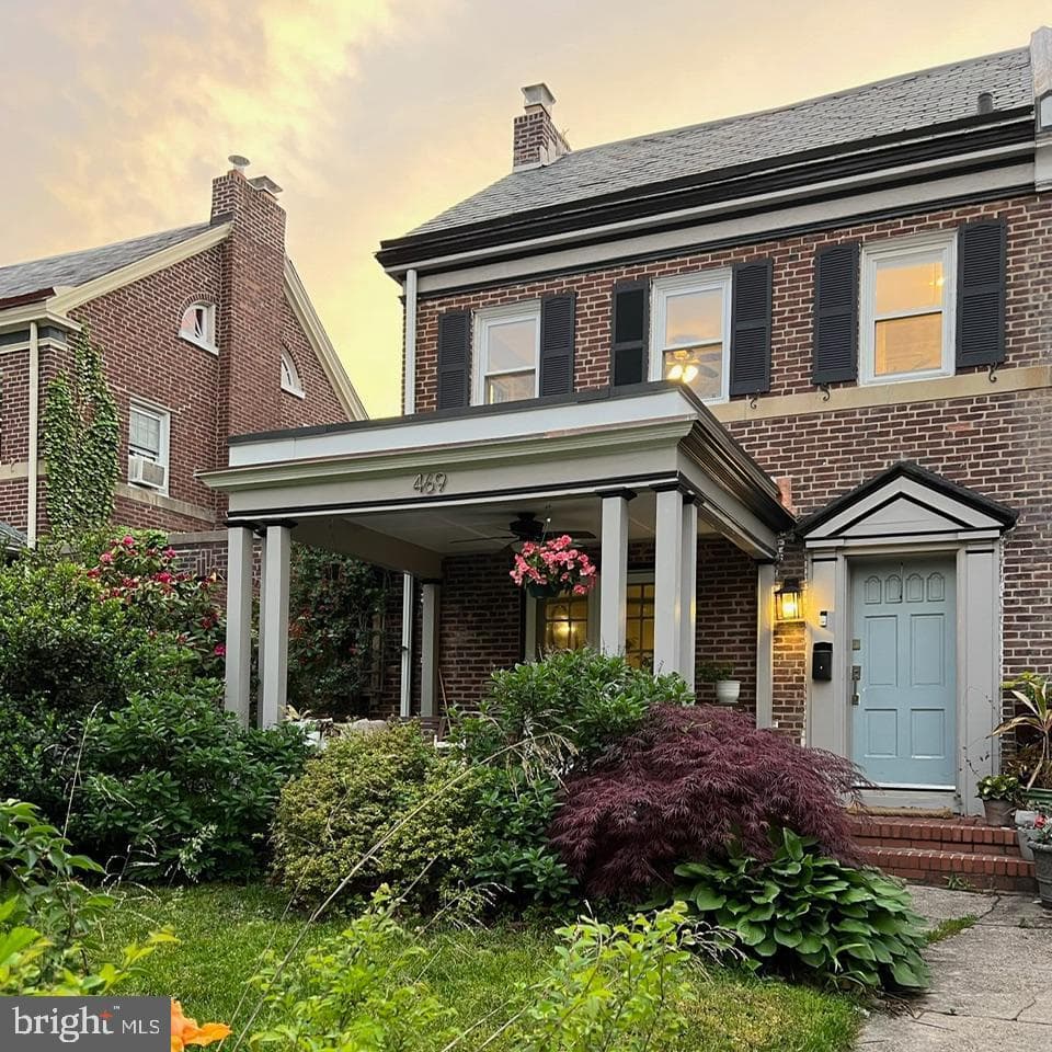 469 W Ellet Street photo 1