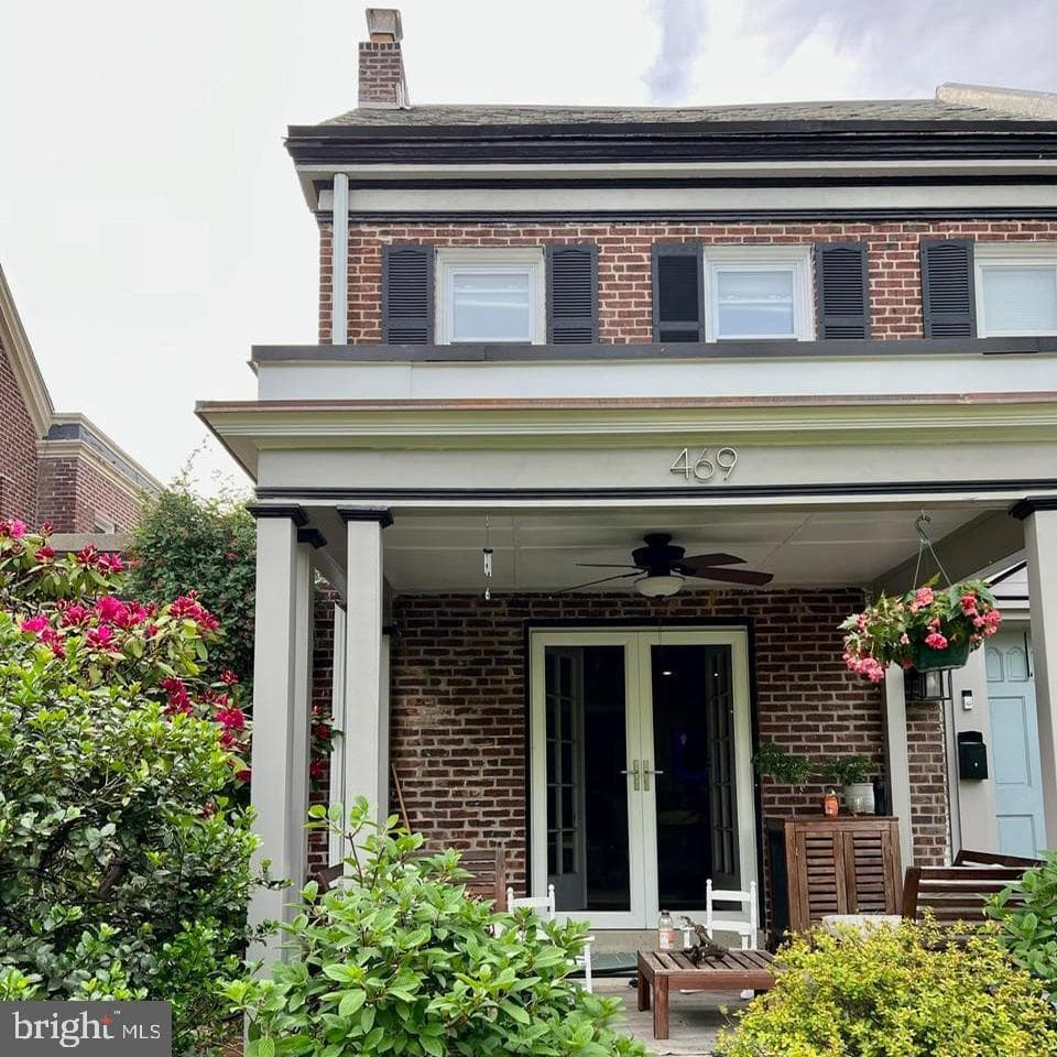 469 W Ellet Street photo 3