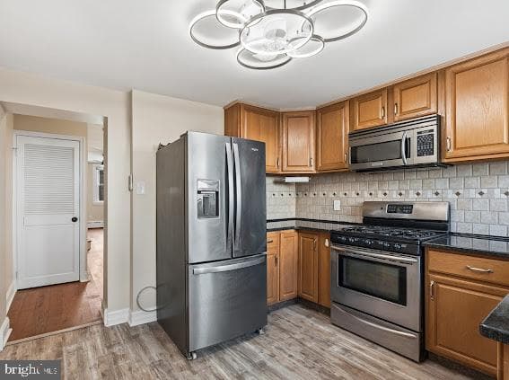 2844 Almond Street photo 6