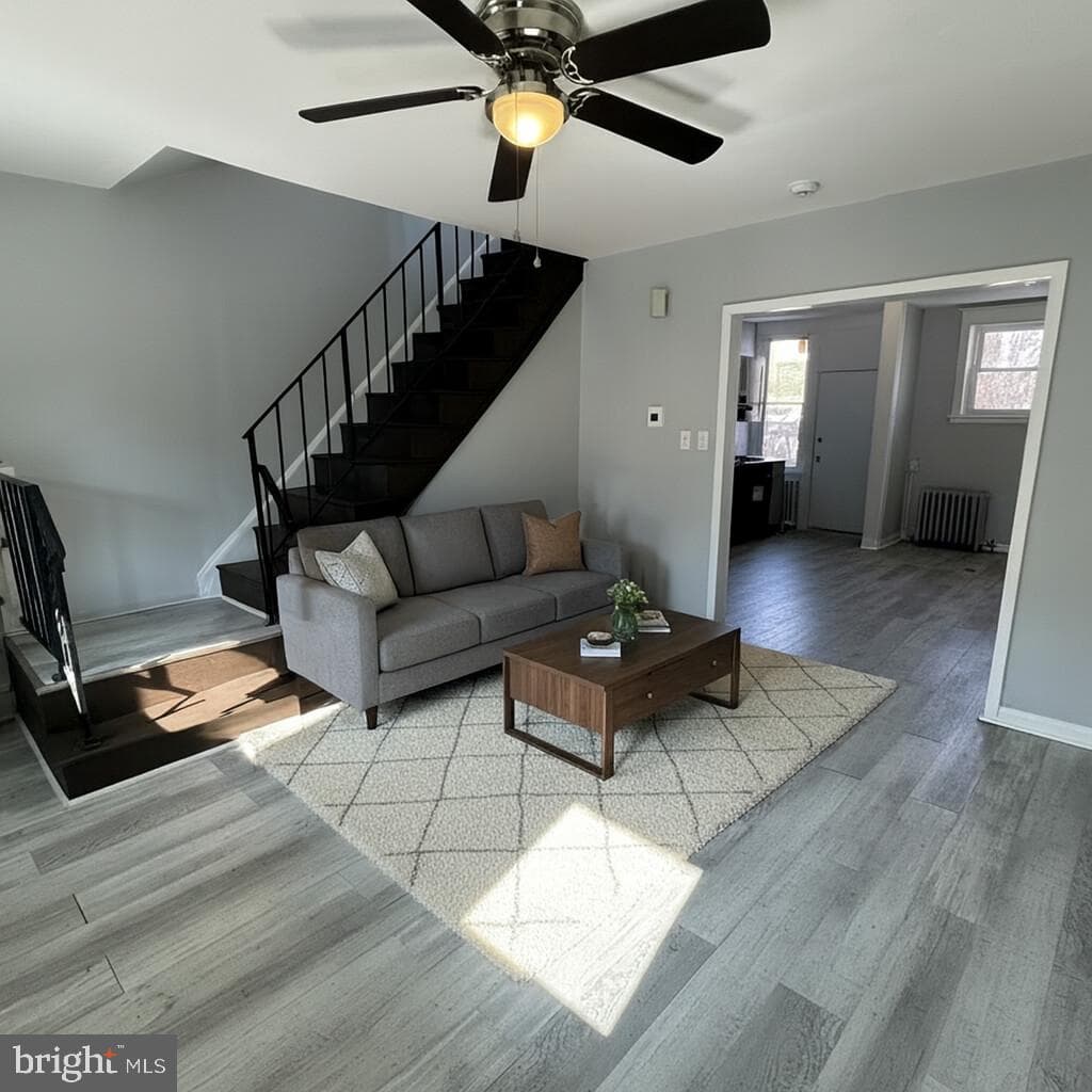 5543 Matthews Street photo 2