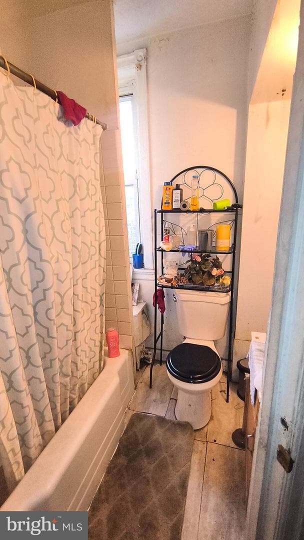 5330 Lesher Street photo 10