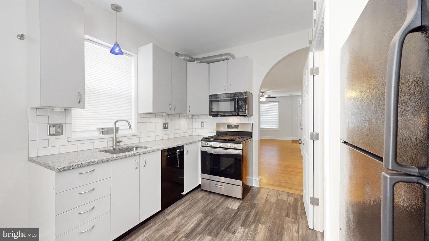 5142 Ranstead Street photo 8