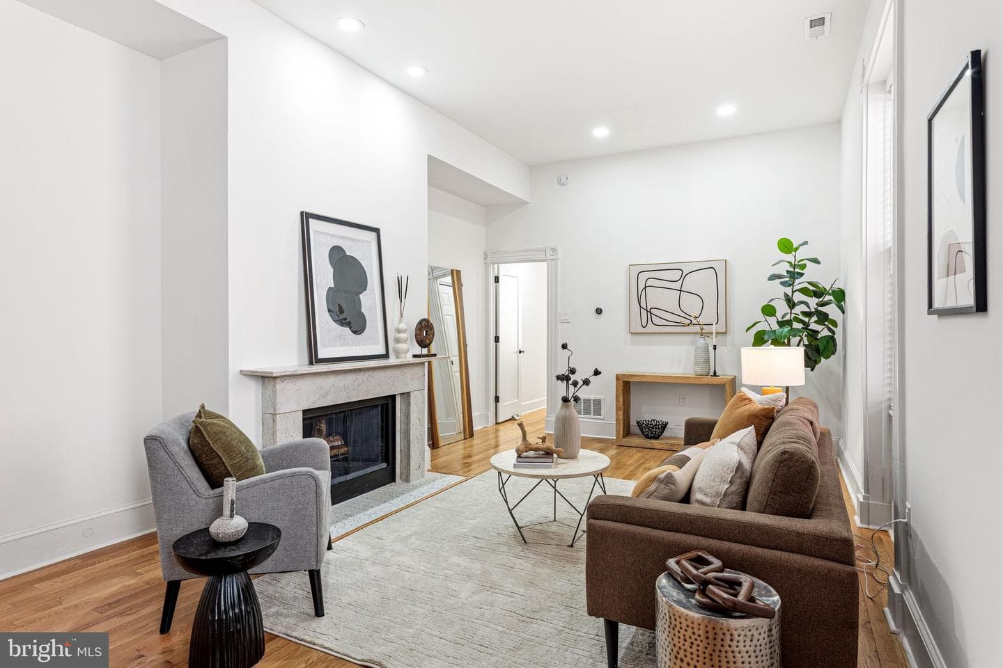 306 S 10th Street #c, Philadelphia