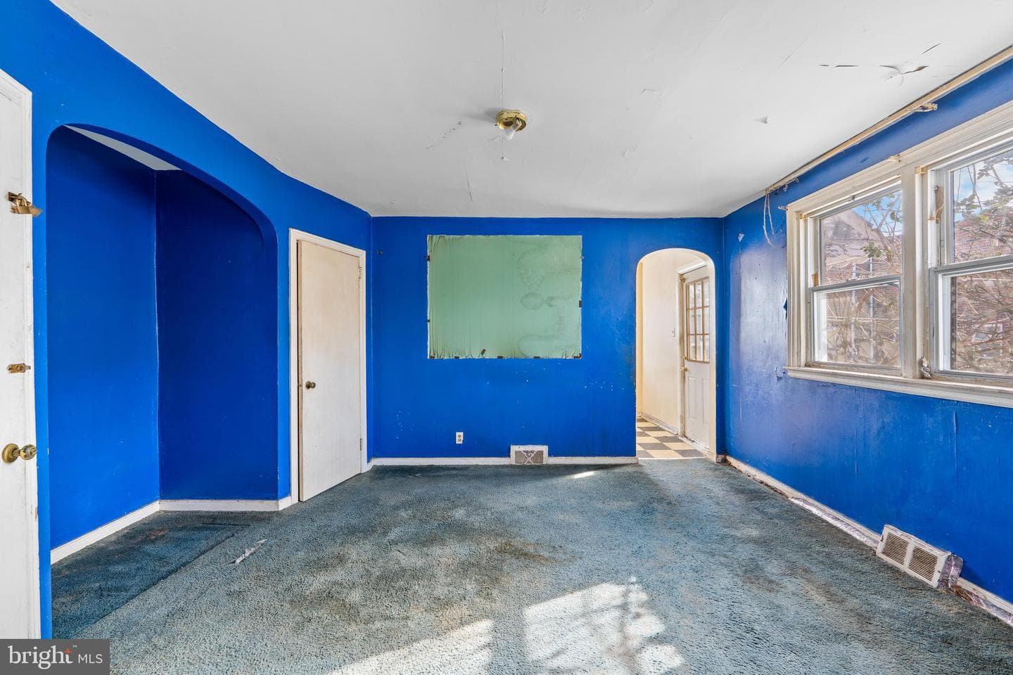 1030 E Sedgwick Street photo 10