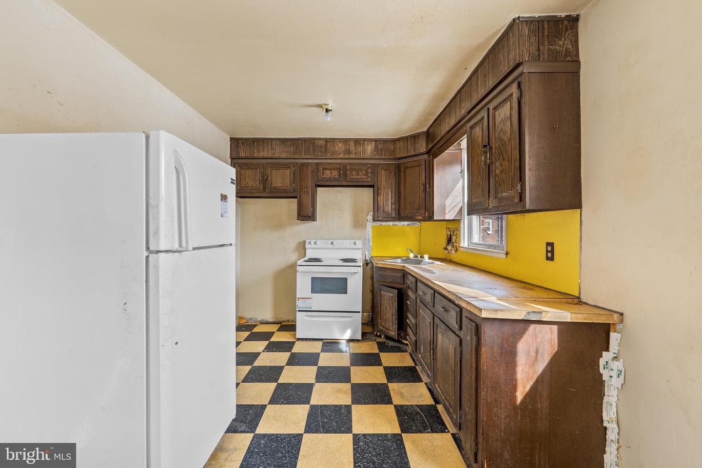 1030 E Sedgwick Street photo 12