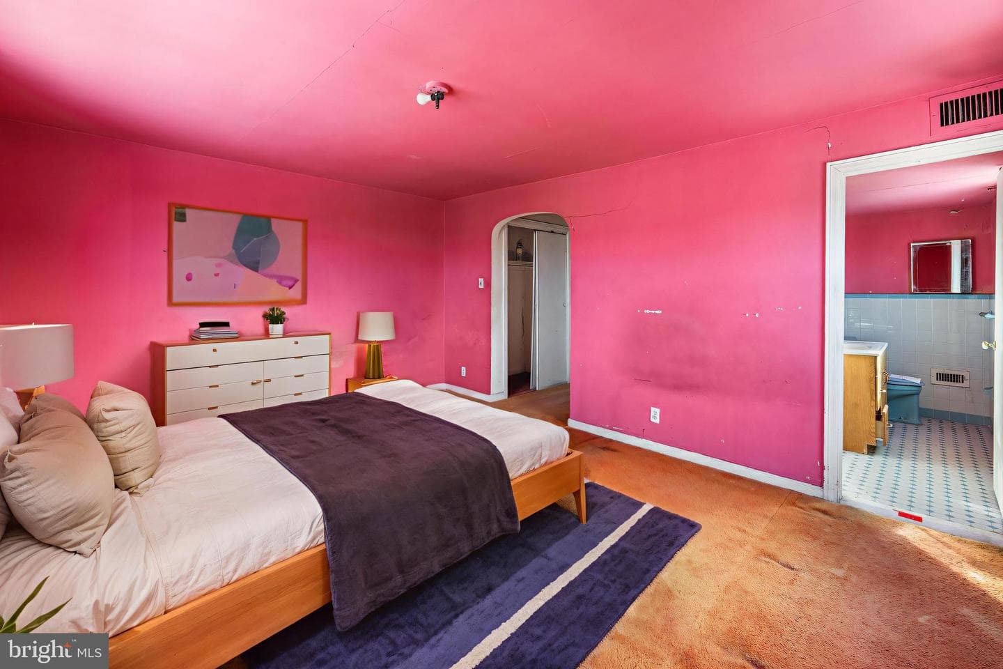 1030 E Sedgwick Street photo 6