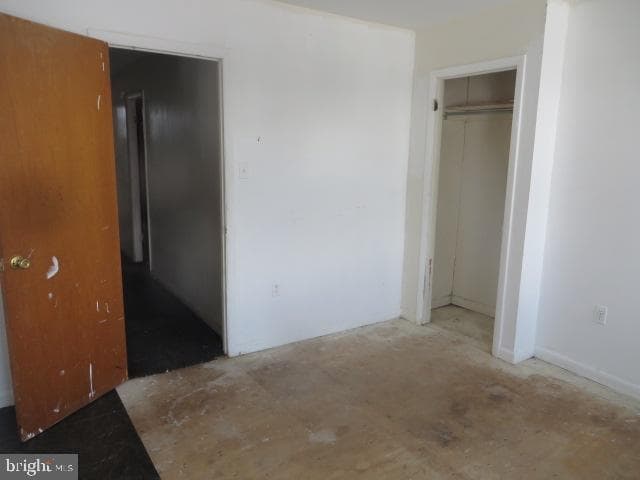 2811 N Hancock Street photo 9
