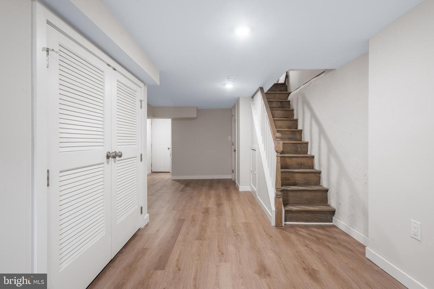 1603 E Hunting Park Avenue photo 24