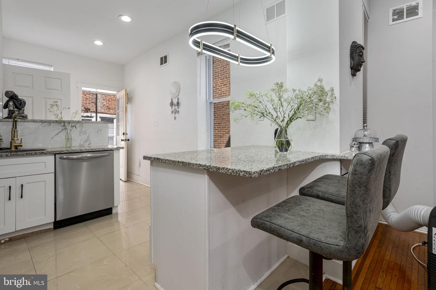 5729 Christian Street photo 8