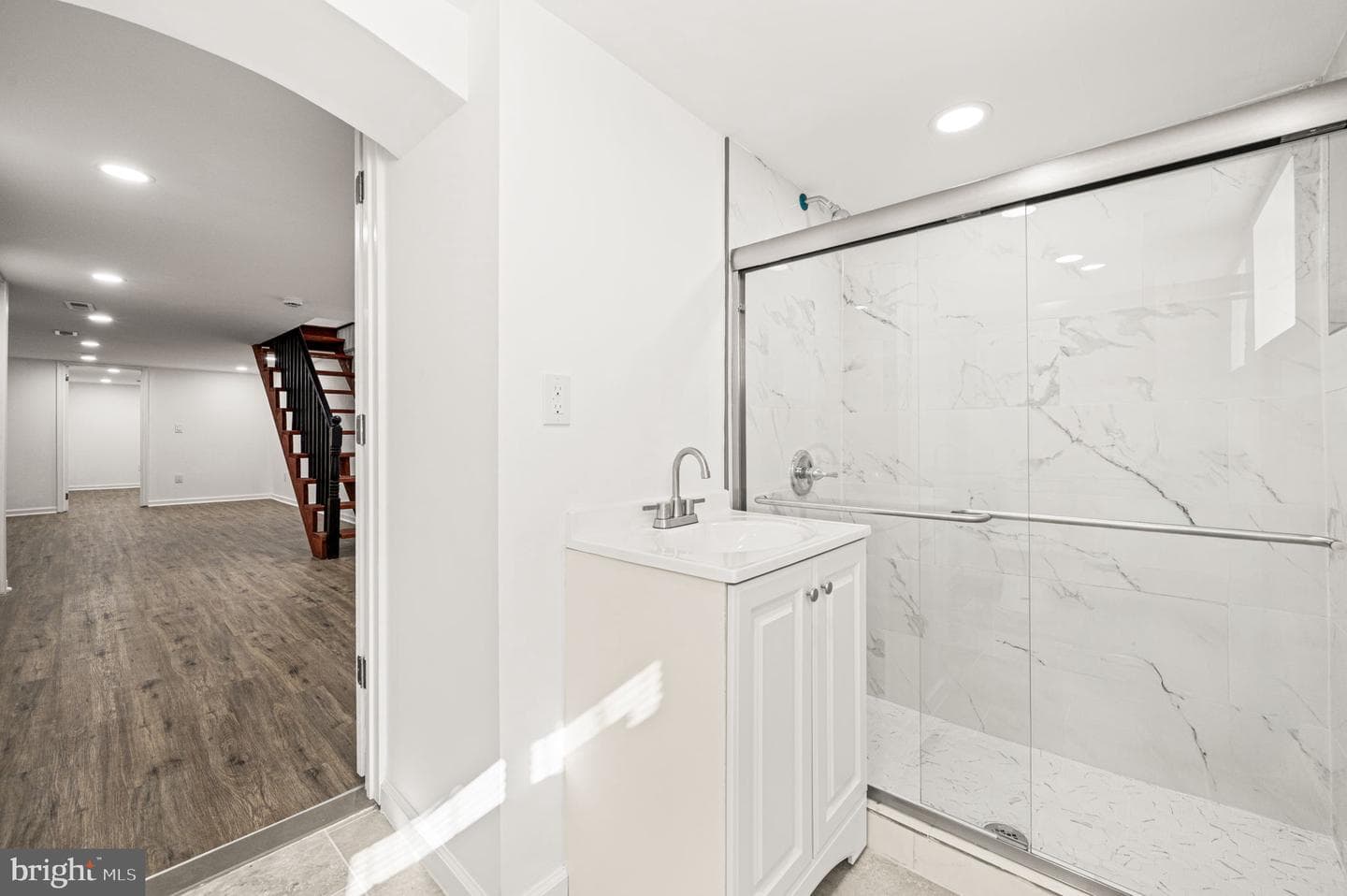 5839 Race Street photo 20