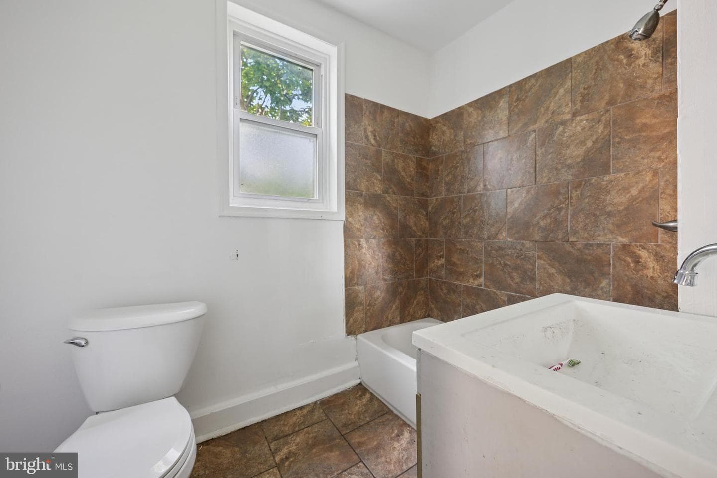 2416 N Carlisle Street photo 10