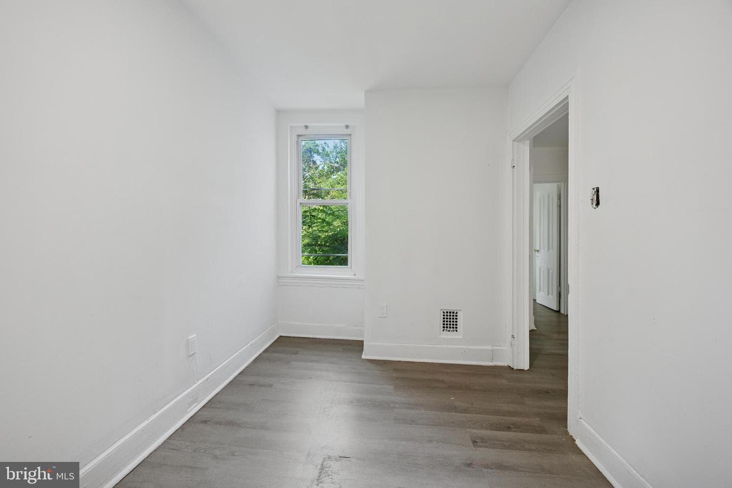 2416 N Carlisle Street photo 12