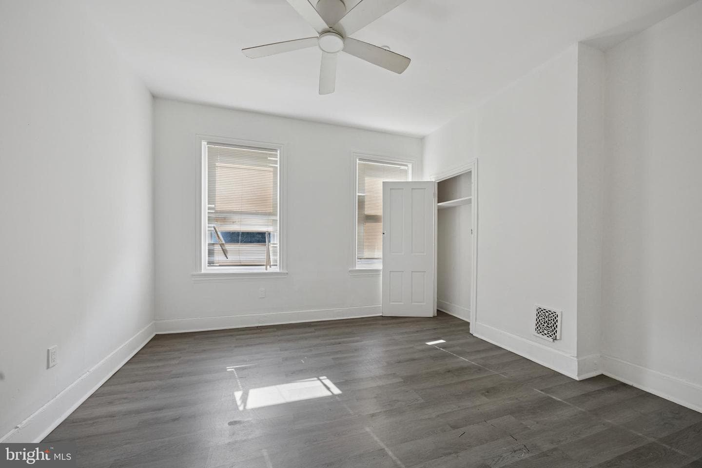 2416 N Carlisle Street photo 13