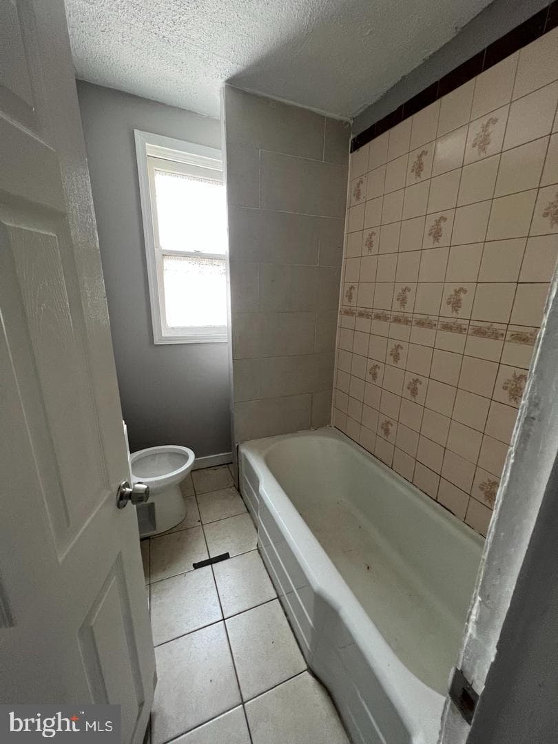 6131 Torresdale Avenue photo 3