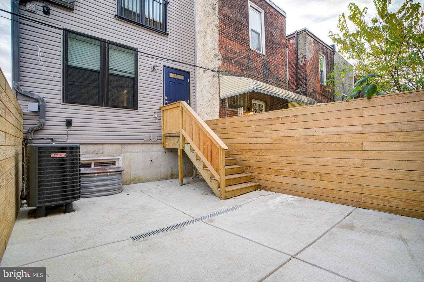 5005 Walnut St photo 18