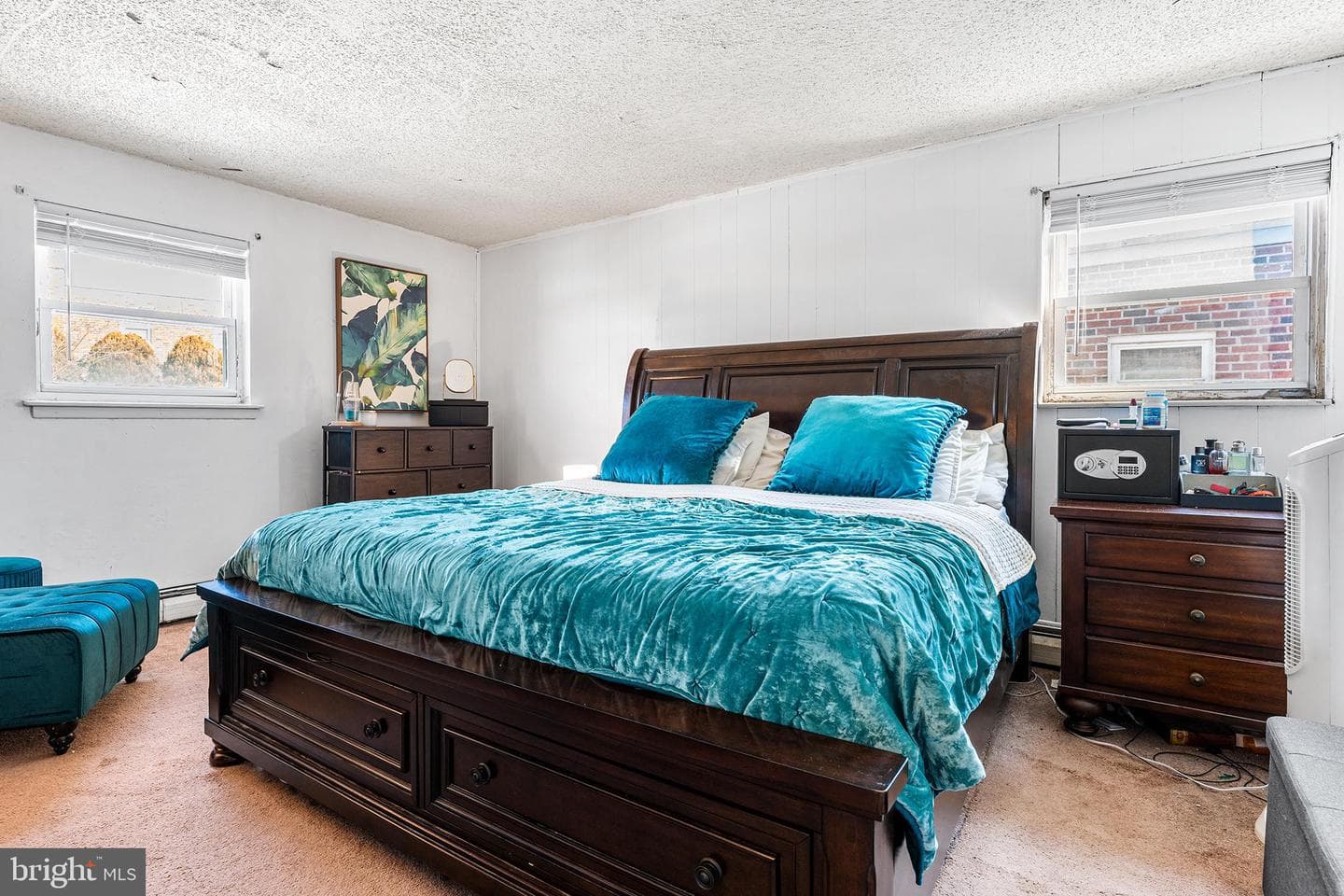7381 Valley Avenue photo 8