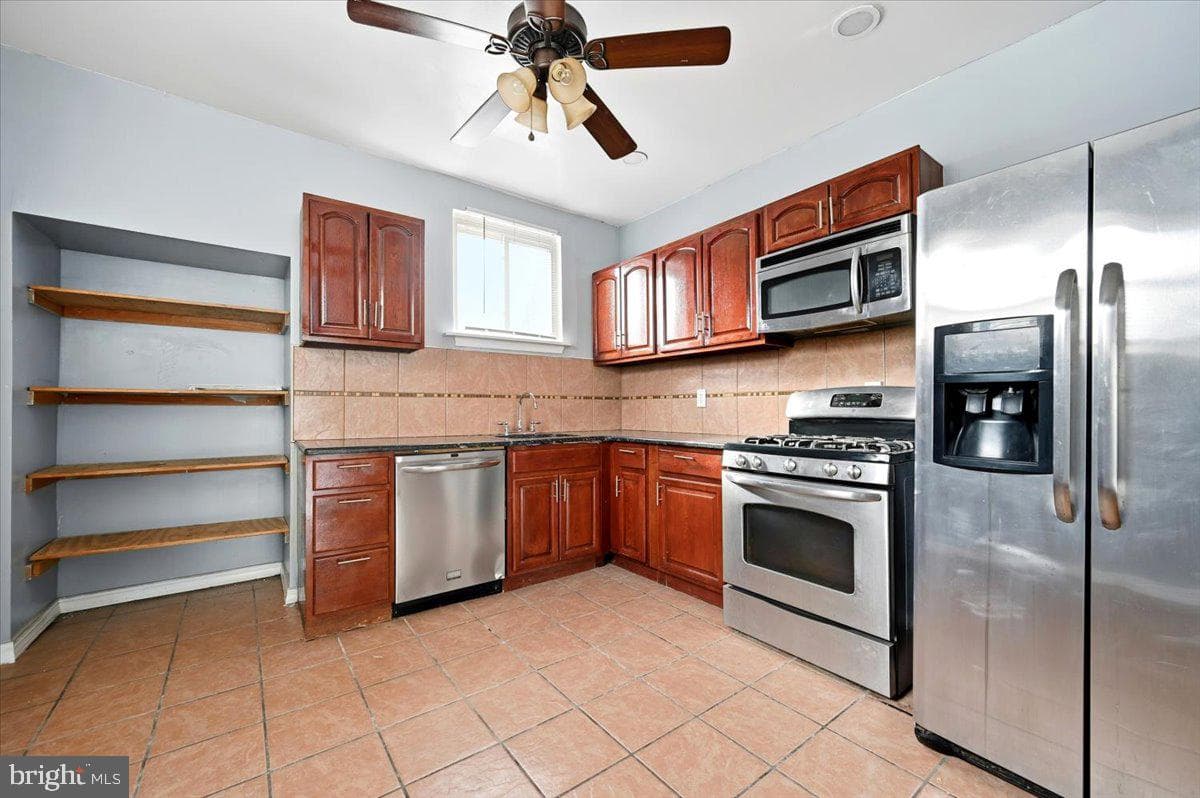 3550 Tudor Street photo 11