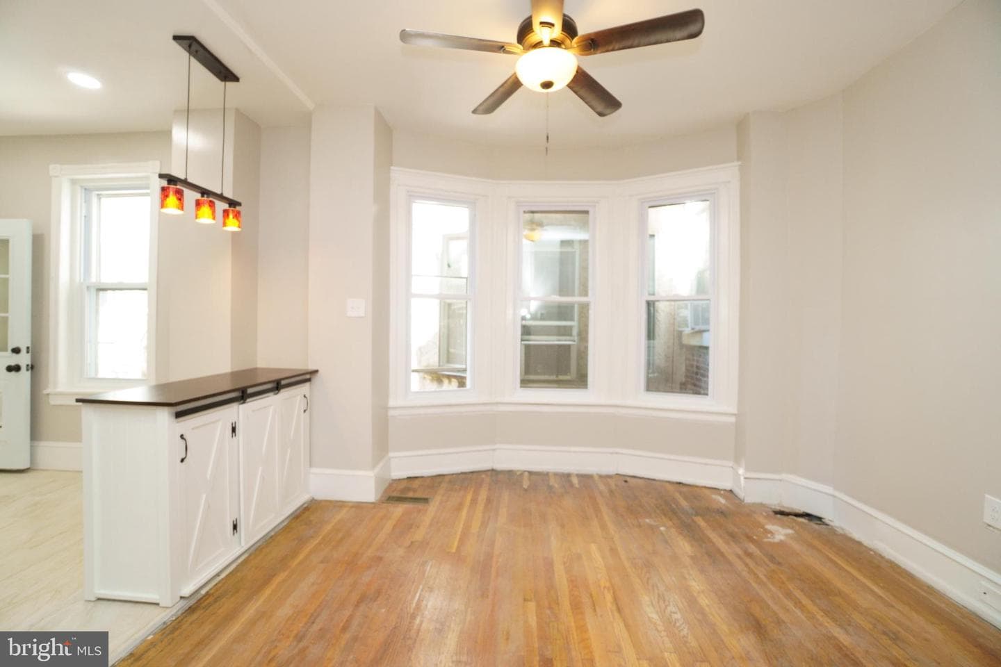 6038 Sansom Street photo 7