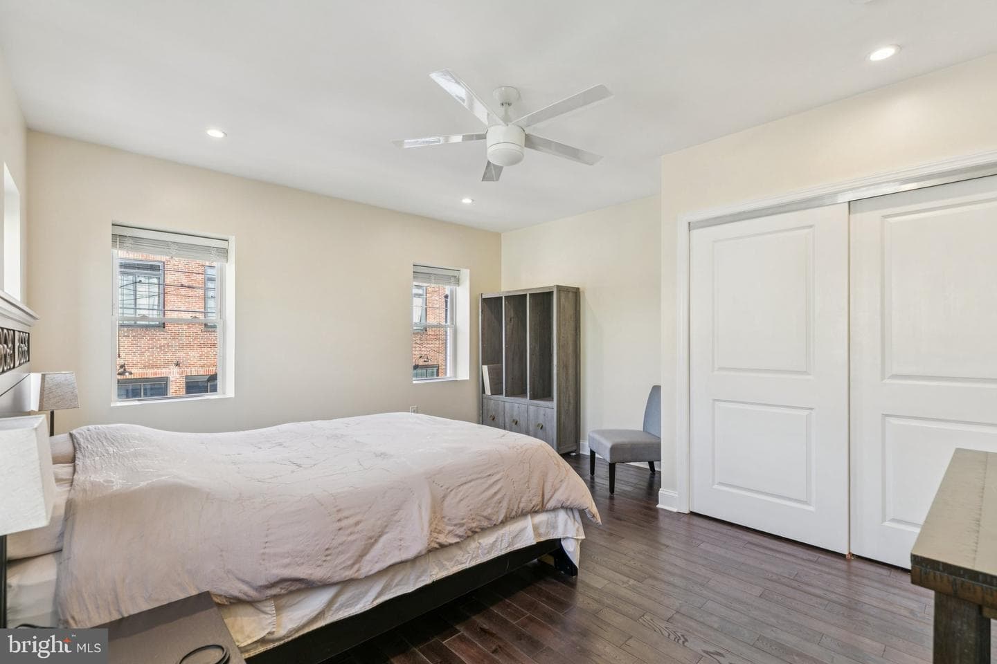 722 Dickinson Street photo 25
