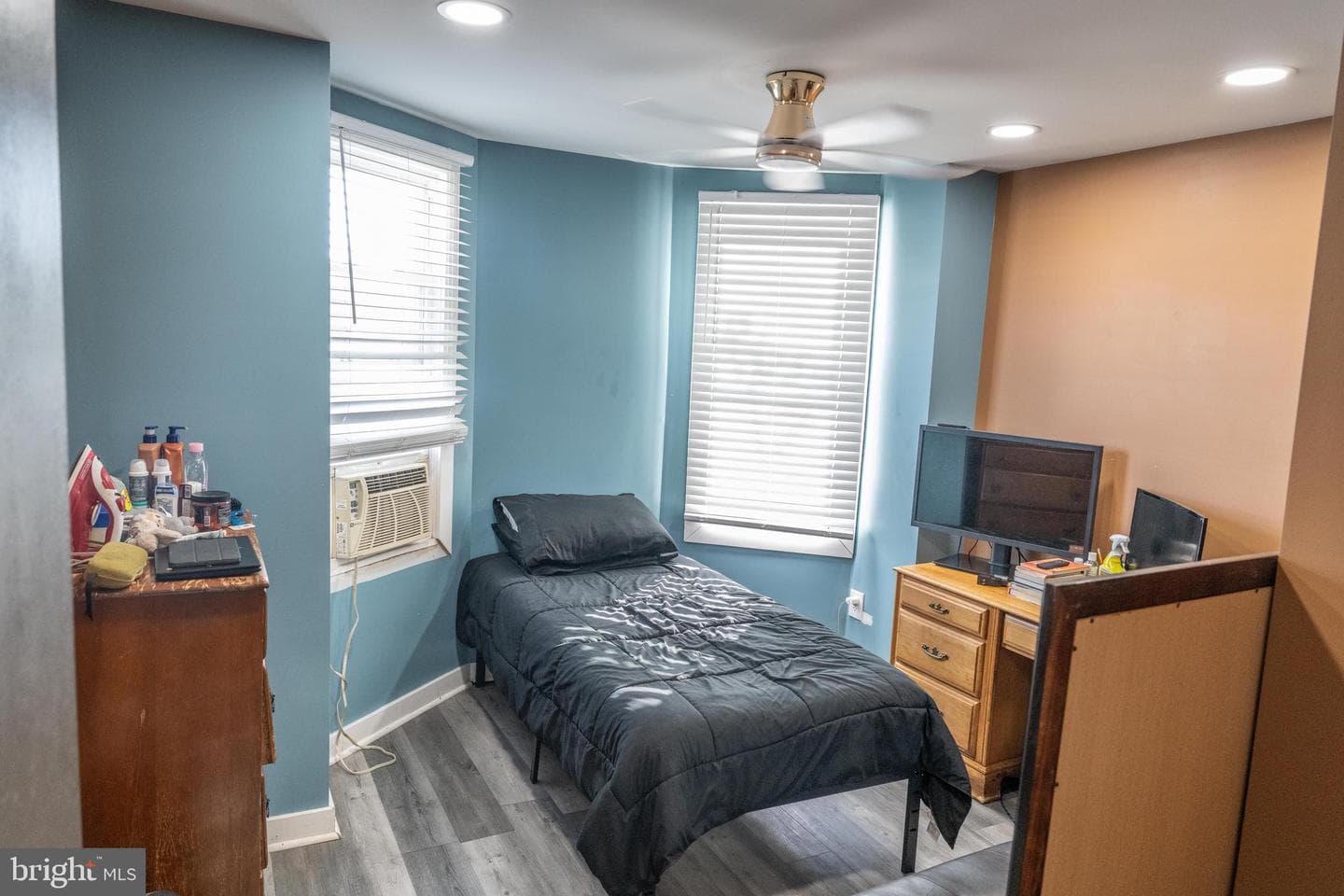 823 S 56th Street photo 23