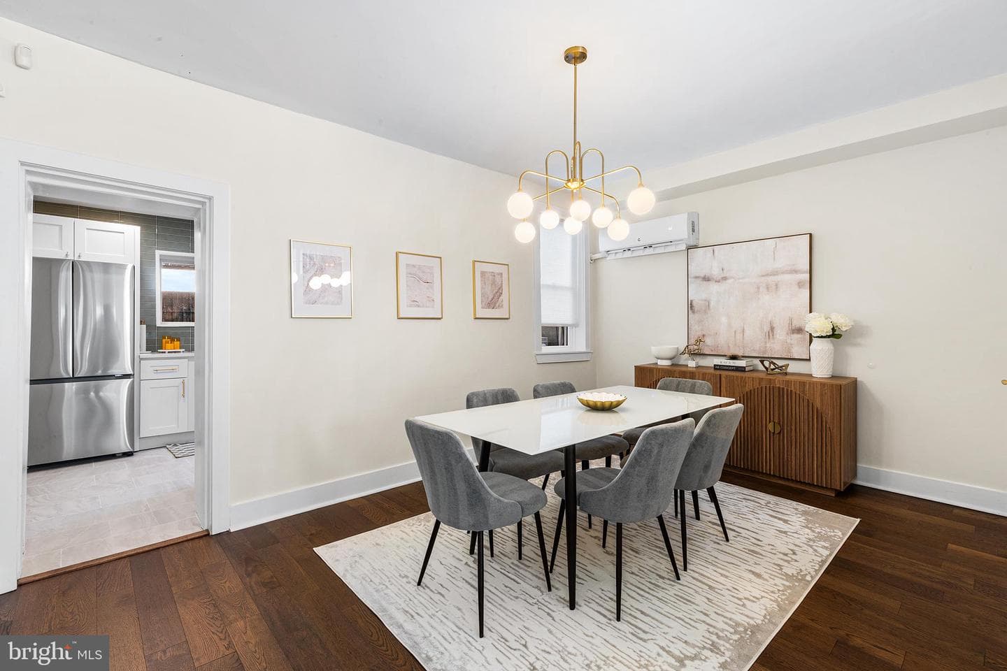 2542 Jasper Street photo 6
