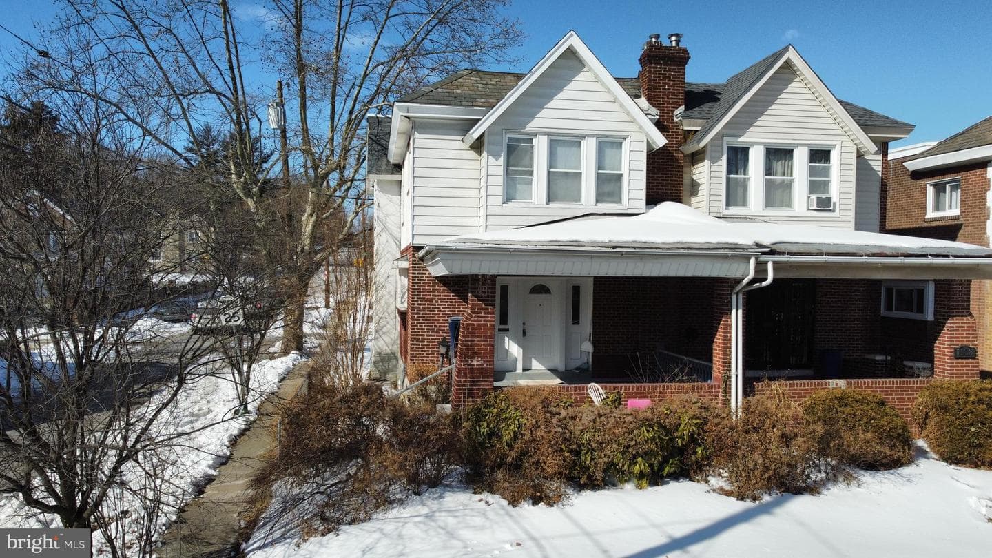1101 E Rittenhouse Street photo 3