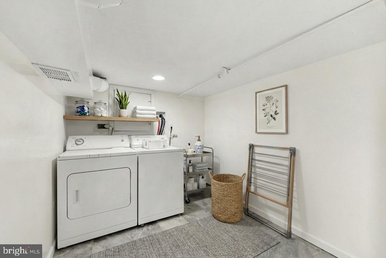 2613 Amber Street photo 11