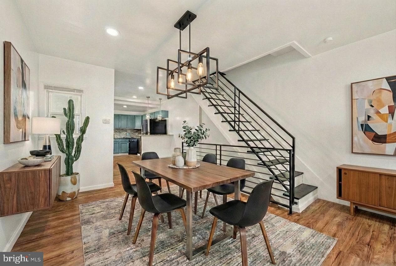 2613 Amber Street photo 2