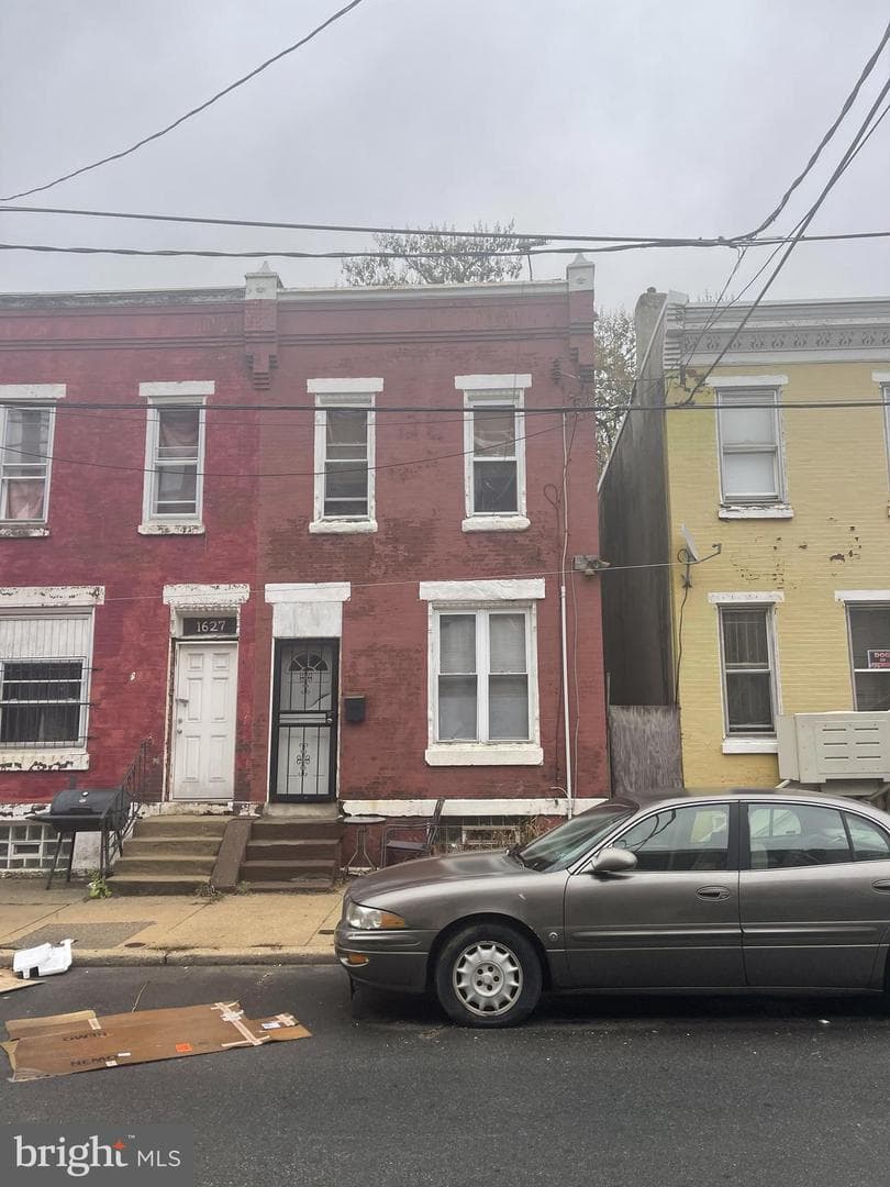 1625 N Bailey Street photo 1