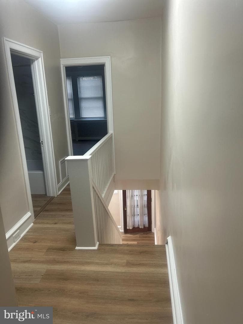 182 W Champlost Street W photo 11