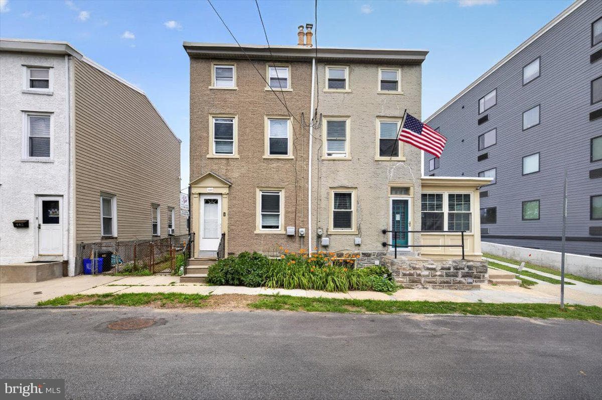 444 Lemonte Street, Philadelphia