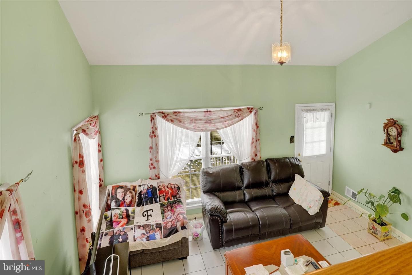 63 Marple Drive photo 18