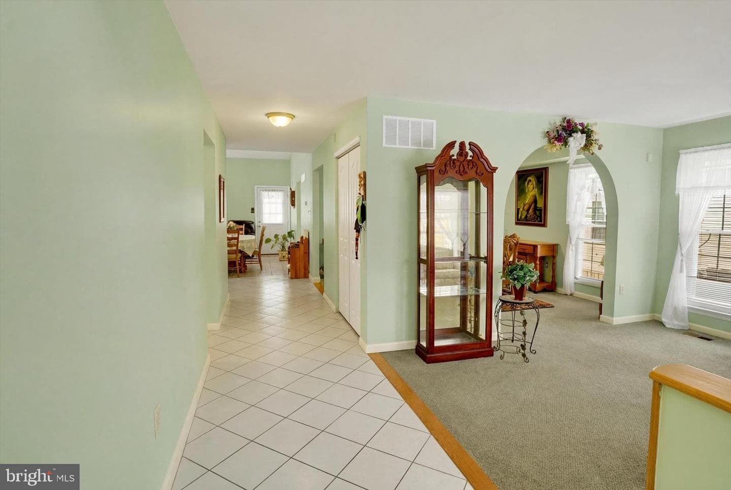 63 Marple Drive photo 4
