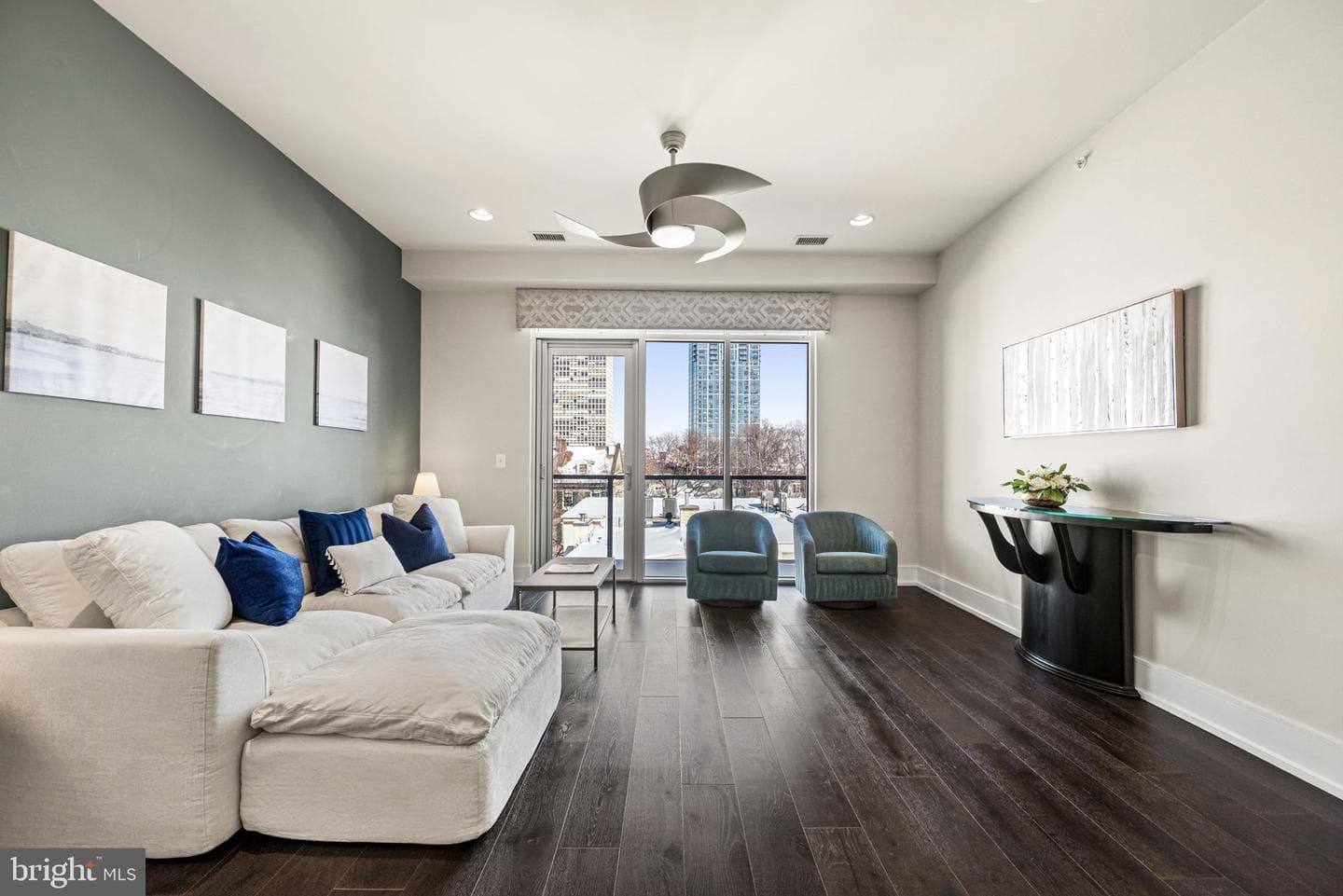 410 S Front Street #407 photo 11