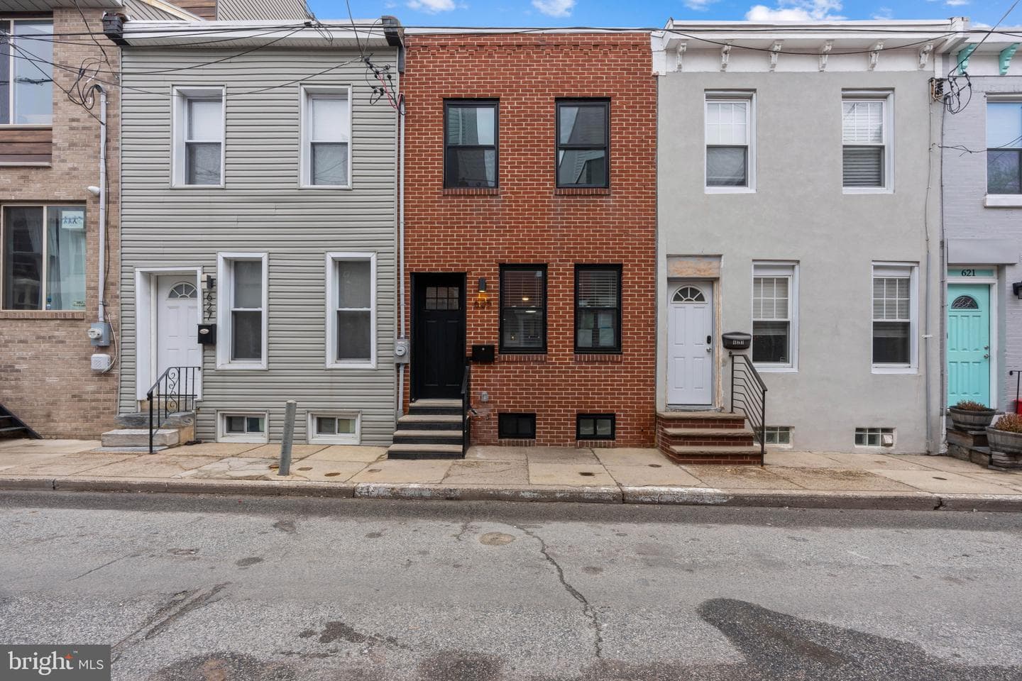 625 Winton St