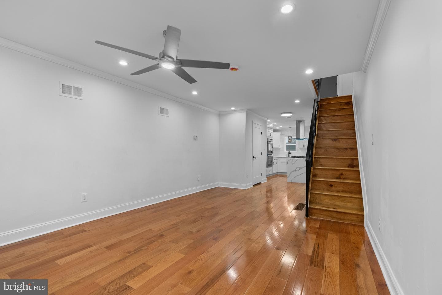 625 Winton Street photo 6