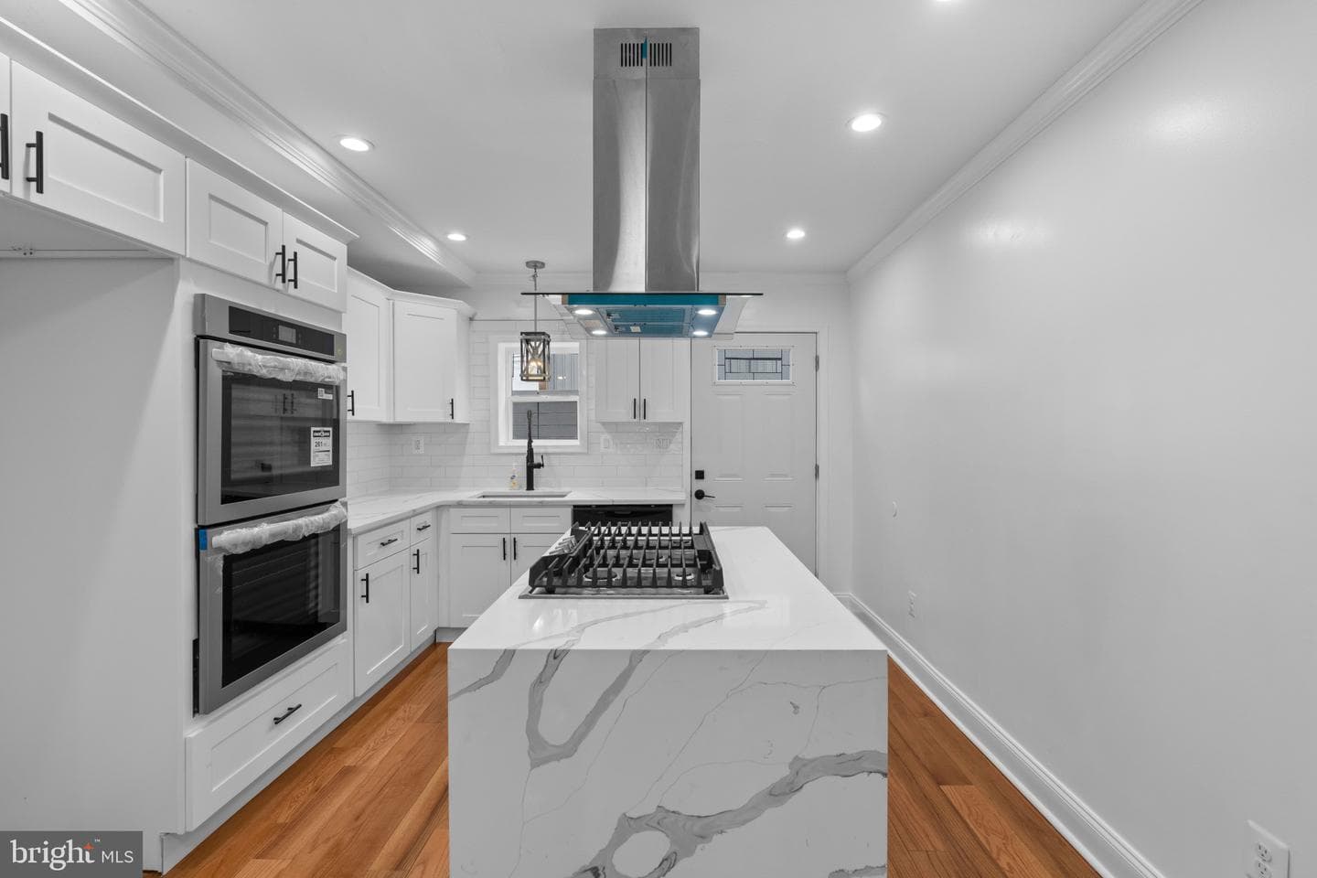 625 Winton Street photo 9