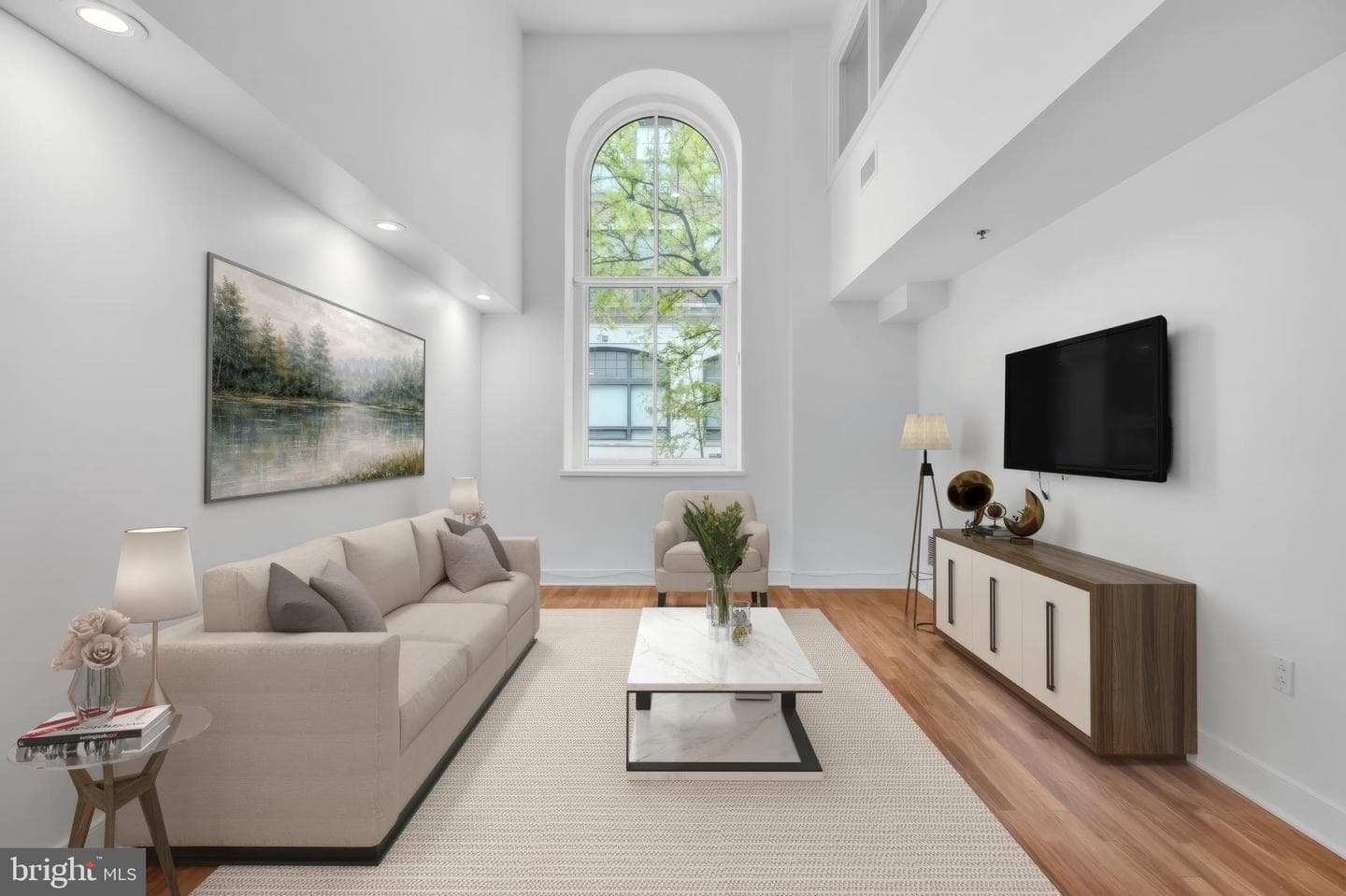 300 N 3rd Street #102, Philadelphia